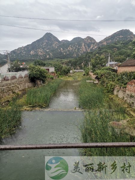 北京市昌平区延寿镇黑山寨村402房