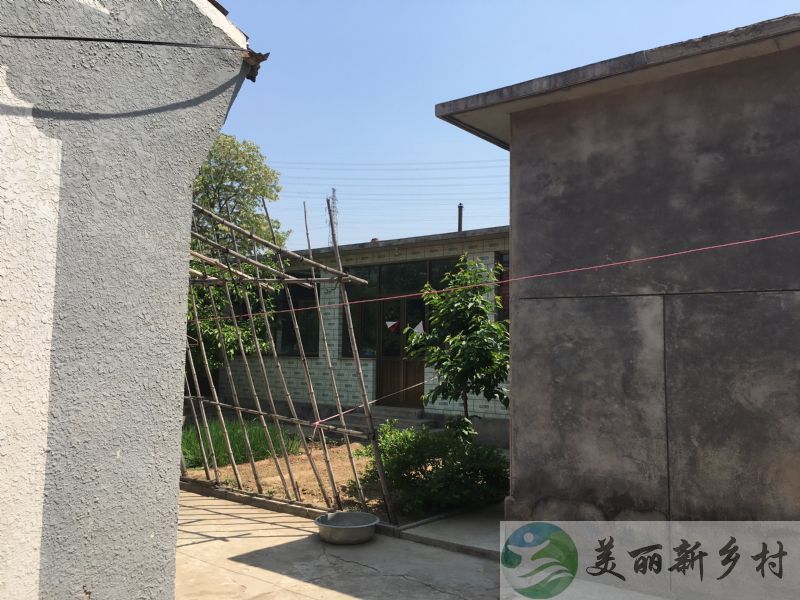 北京市延庆区八达岭镇小浮坨村72号农村自建房