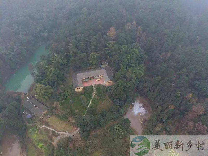 重庆沙坝区大学城后花园虎峰山景区农房出租