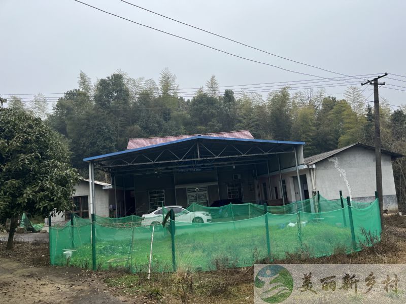 长沙市开福区捞刀河镇罗汉庄村委房屋租出