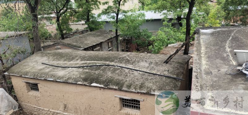 北京市房山区大石窝镇院子可长租也可一次性出售，自由翻盖改造