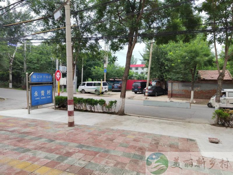 李桥永青临街楼房一层可办公可住宅