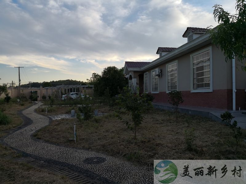 湖南省长沙县离市区仅30公里大院落房子出租