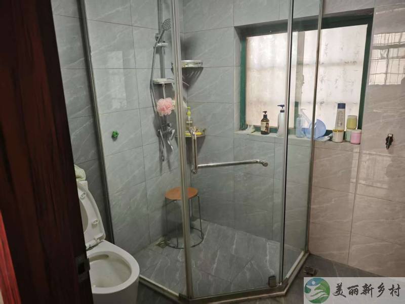 江苏省南京市江宁街道陆郎荷花社区荷花塘农村院子出租