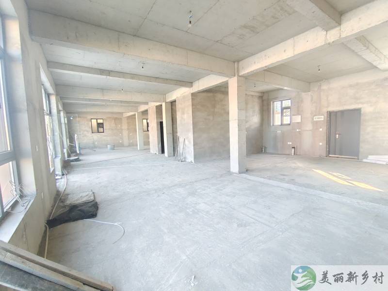 北京市顺义区北石槽镇600平米，临街门帘二层 装修完交付
