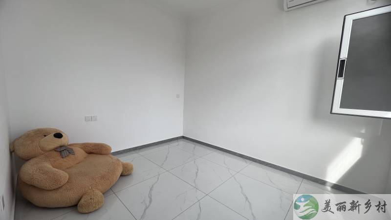 顺义区北务镇新房小院首租-两居地暖家具齐全