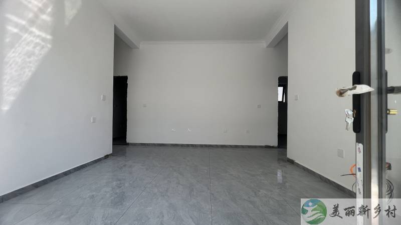 顺义李桥新房小院首租-三室一厅地暖舒适