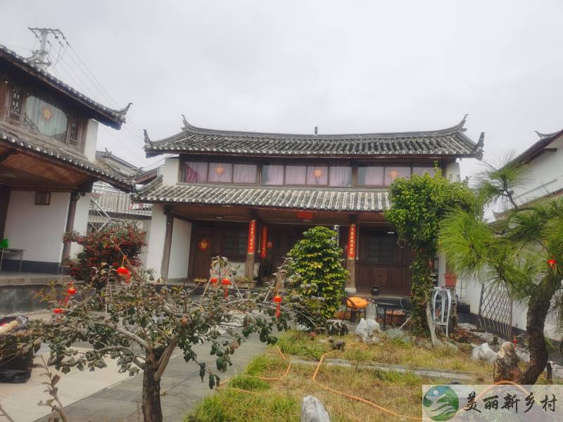 云南省丽江市古城区束河街道办事处黄山社区居委会茨满五组40号