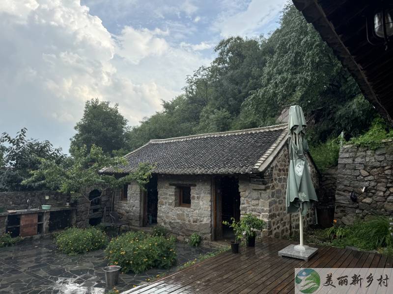 北京密云大城子镇清华建筑系博士精改半山精品山景院子出租