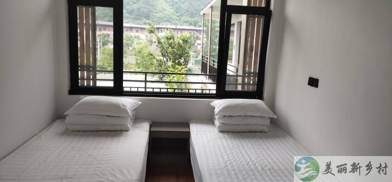 怀柔区应娟靠山临水拎包入住整院出租