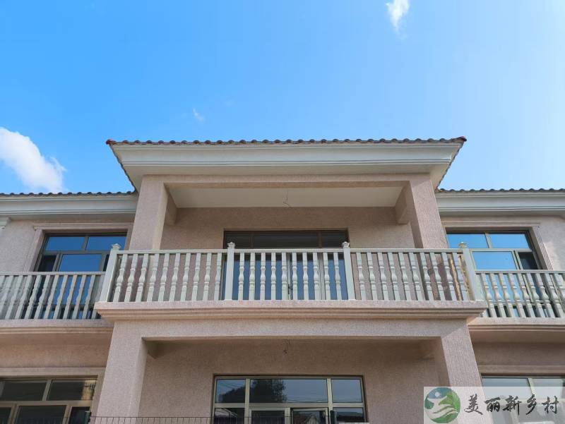北京市昌平区南口镇前桃洼村新建二层高档别墅整栋出租；联系电话17501059752