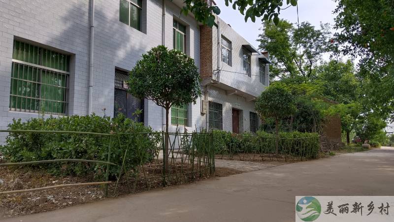 西安市临潼区农家两层独院长期出租