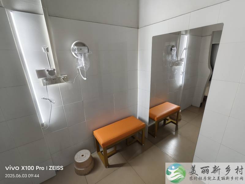 广东广州市白云区农村档口，小厂房、小集体宿舍型房屋两层 三房一厅、单房出租
