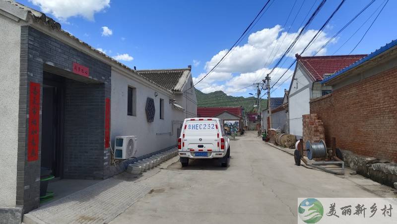 香营乡里仁堡村