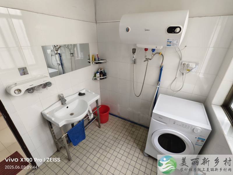 广东广州市白云区农村档口，小厂房、小集体宿舍型房屋两层 三房一厅、单房出租