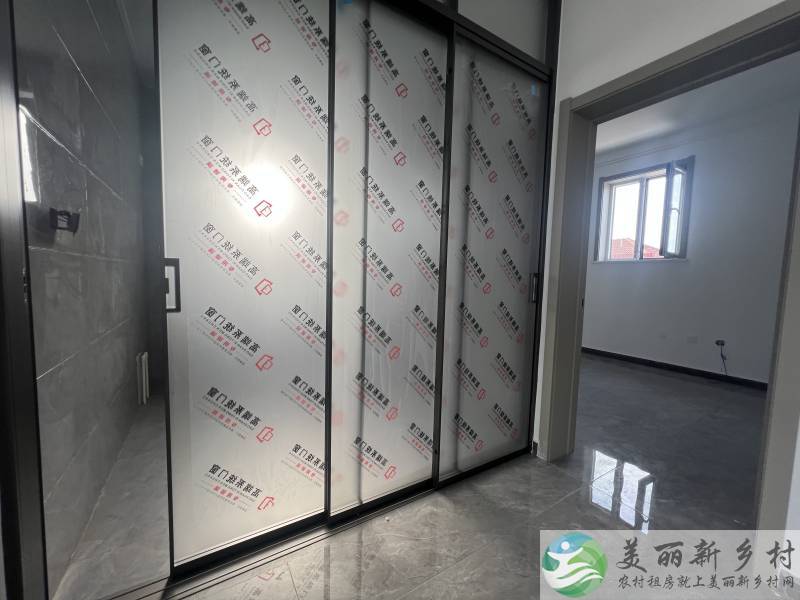李桥，电梯入户的二层别墅