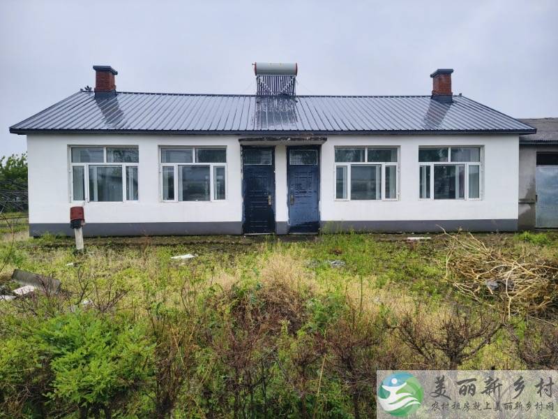 铁力市王杨乡建设村114平方米房屋出租