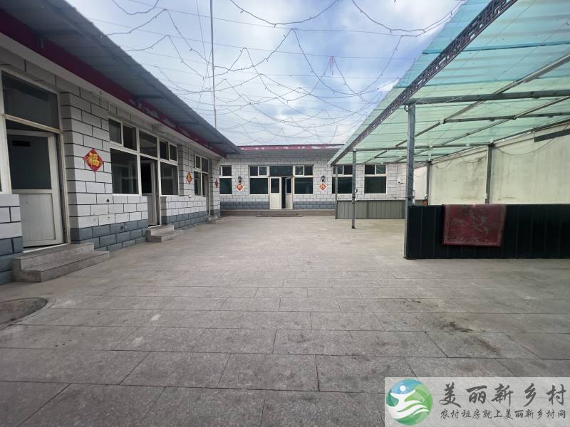 南彩临街院子，随便停车，民水民电