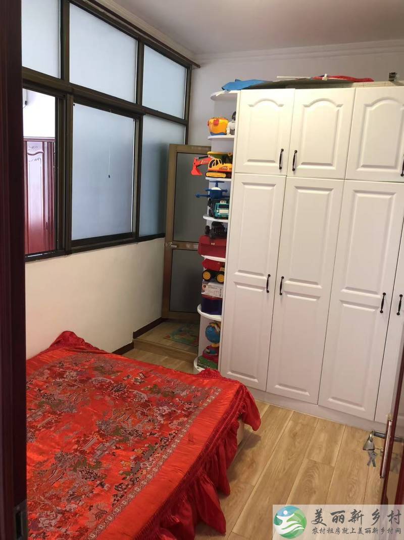 兴寿镇平房带院出租