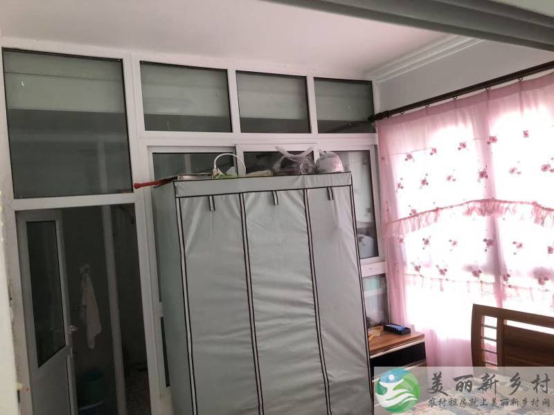 兴寿镇平房带院出租