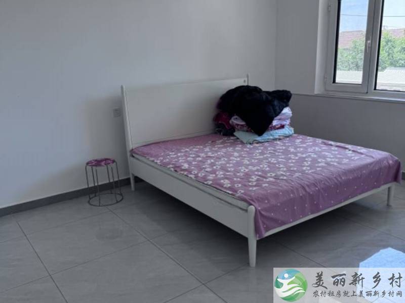 割肉捡漏——京平高速一亩半地上的全新二层楼首次出租