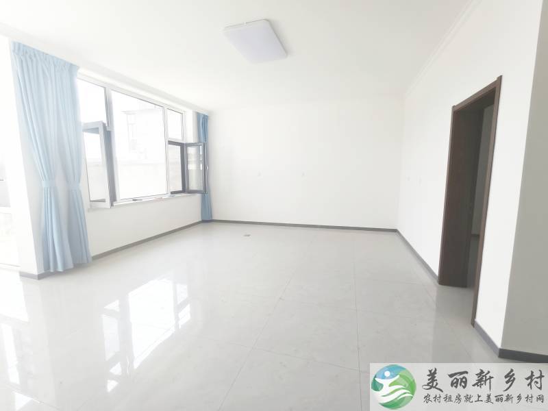 顺义赵全营~两室一卫，新房首租。
