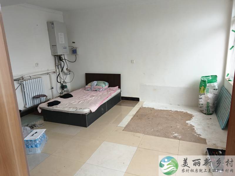 位于密云县东邵区镇银冶岭村