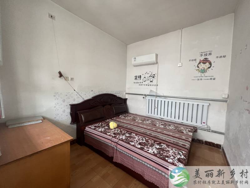 李桥镇，中式三合院，放货住人都可以
