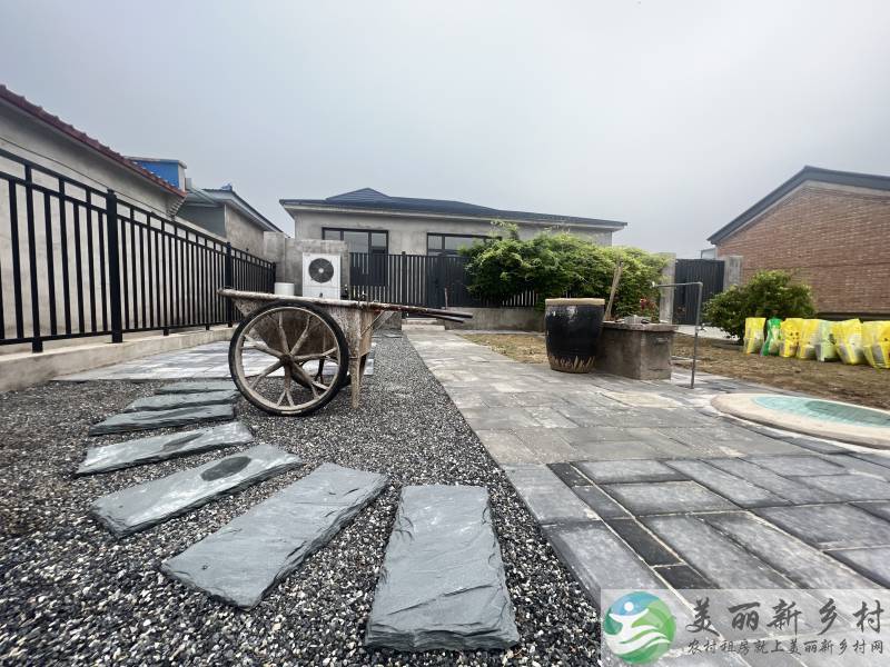 顺义李桥俩室一厅新房带小花园