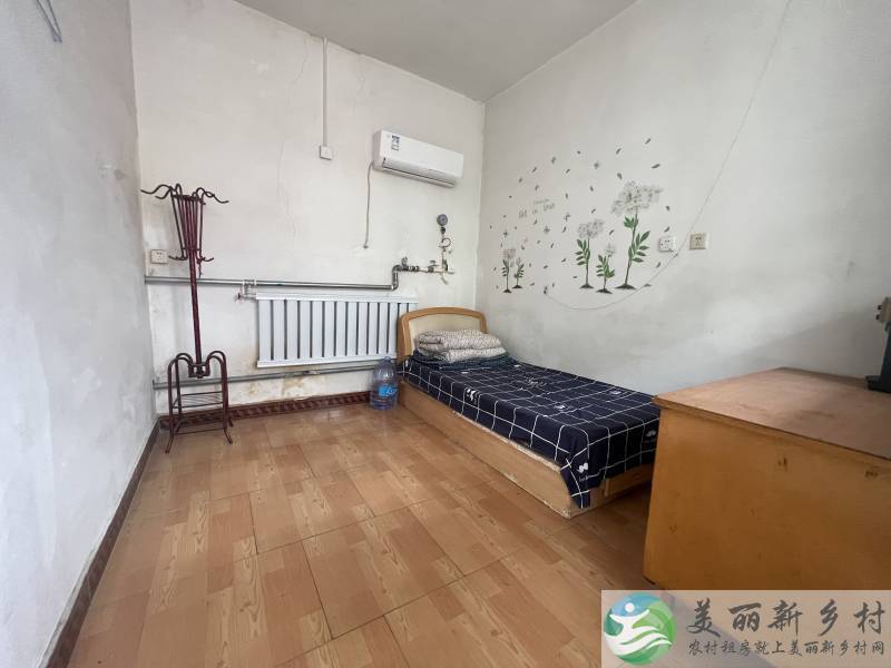 李桥镇，中式三合院，放货住人都可以