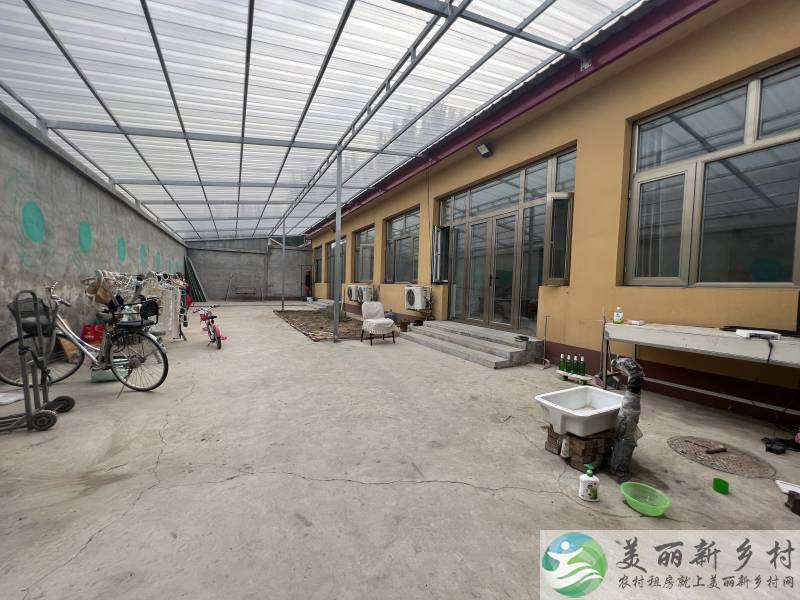 李桥封顶院子，一宅双户，可以放货或者居住