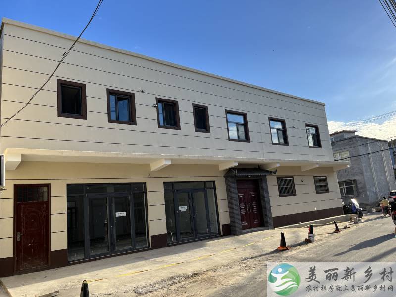 底商带小院出租