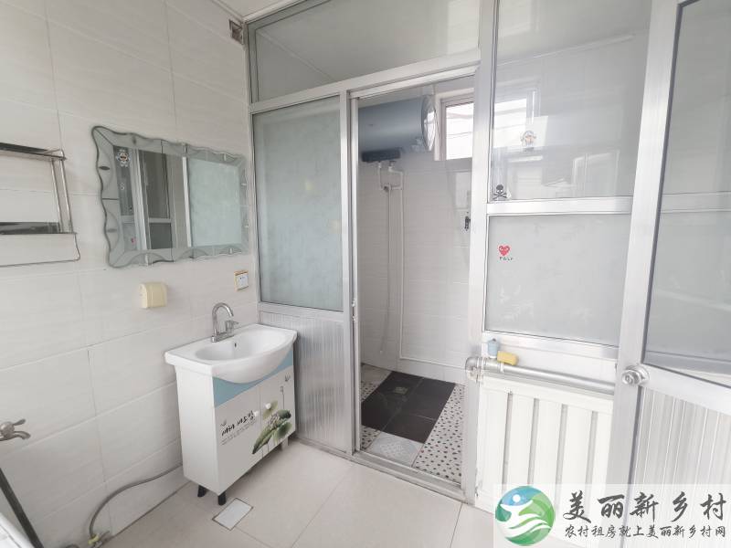 顺义赵全营~两室一厅一厨一卫，可养宠物。
