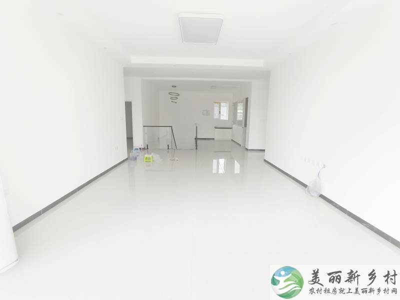 顺义区赵全营~7室4卫，大院子。