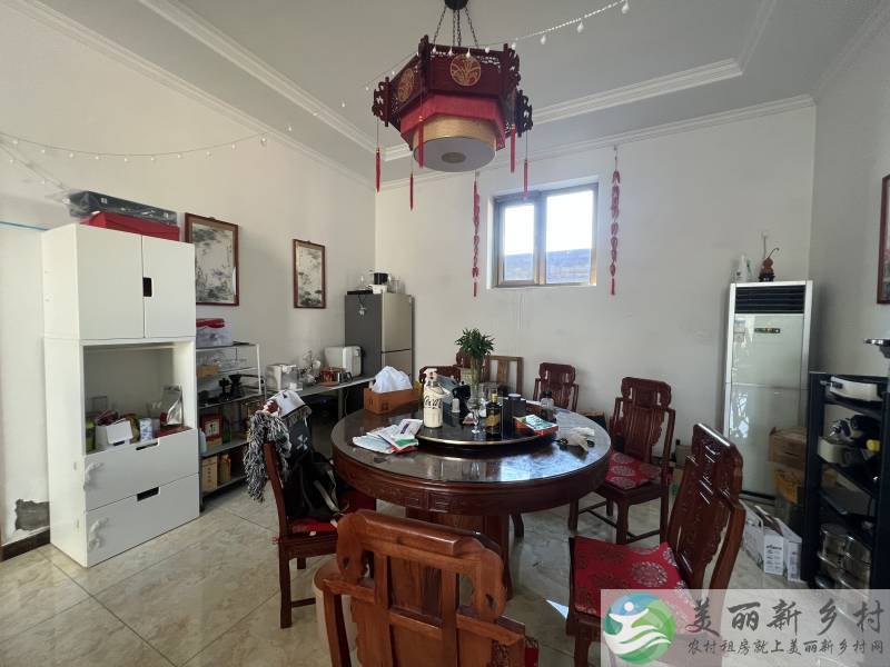 家具家电齐全，鱼塘菜地，地暖，
