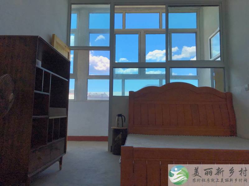 北京平谷大溶洞村四居一亩康养浅山别墅大院儿出租拎包入住