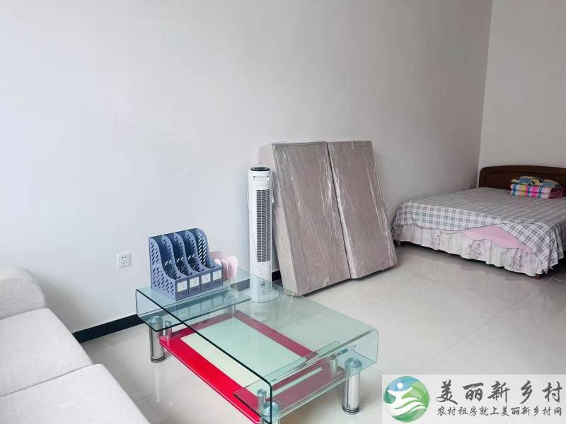 顺义杨镇三合院-四室两厅可以长租