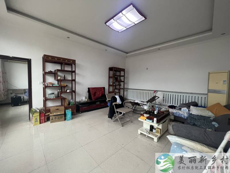 李遂，可以长租改造，门口有车位