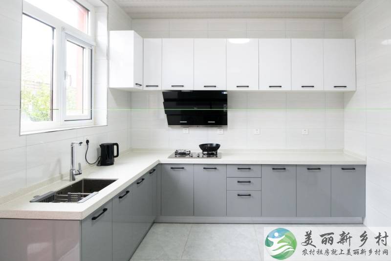香营乡新建二层小院出租