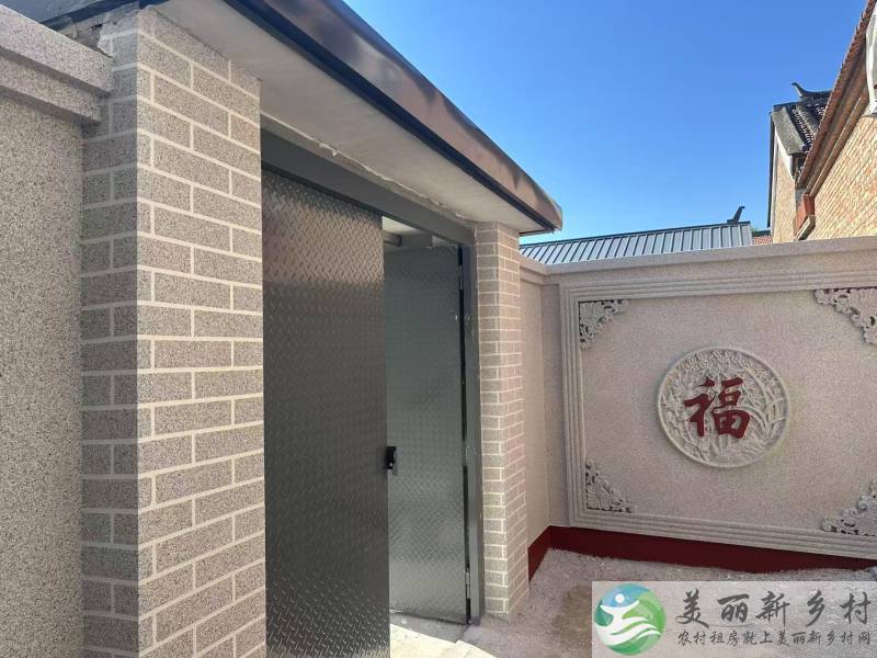 木林镇 李各庄 房间里外都是新装修的 环境好交通便利 院内可种菜有意义的来联系我