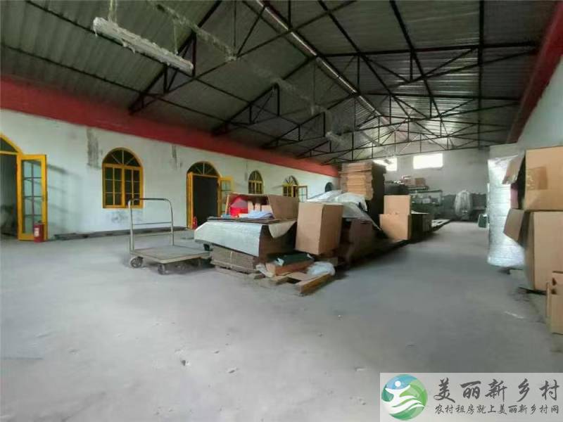 顺义南彩镇两亩大院-办公库房加工宠物寄养皆可