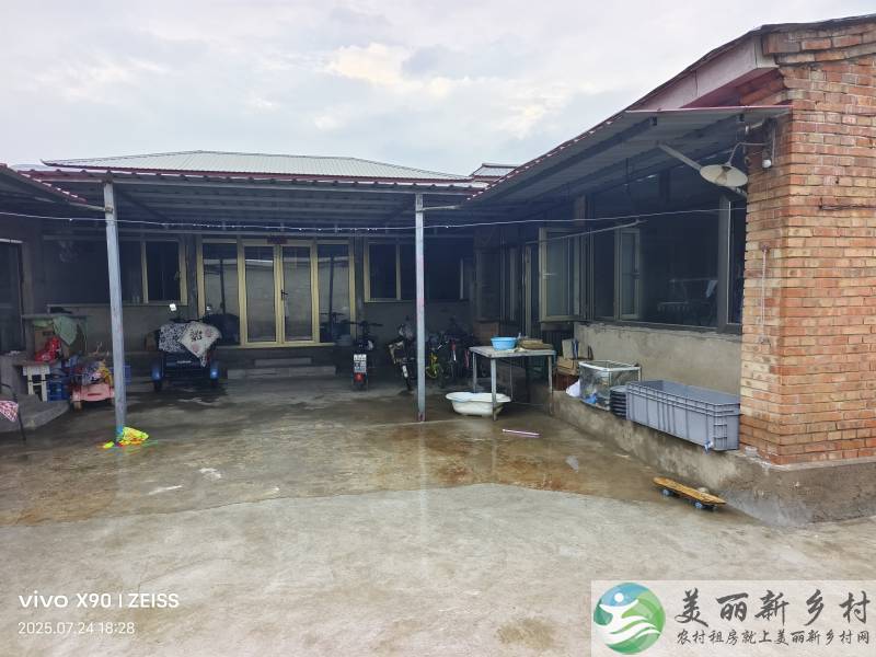 石楼镇平房小院出租