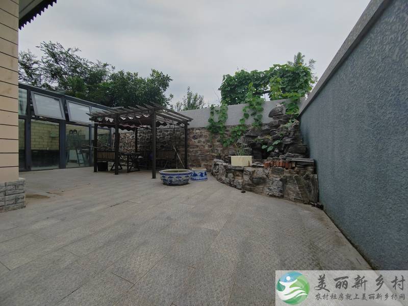 黄花城景区首席错落式庭院全精装大院--高档家私+拎包入住