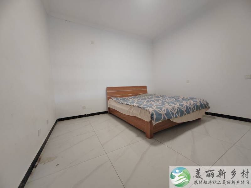 黄花城景区首席错落式庭院全精装大院--高档家私+拎包入住
