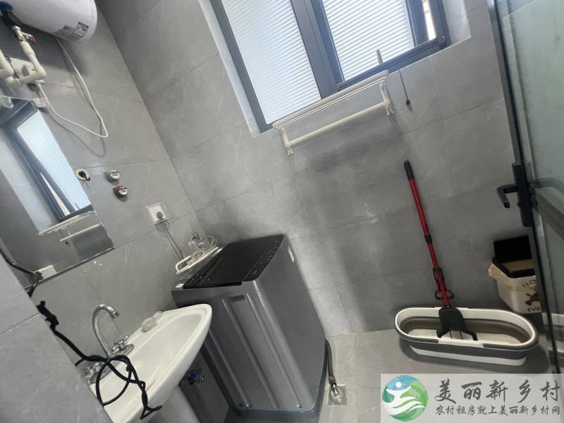 北务四室一厅一卫，带基础家具
