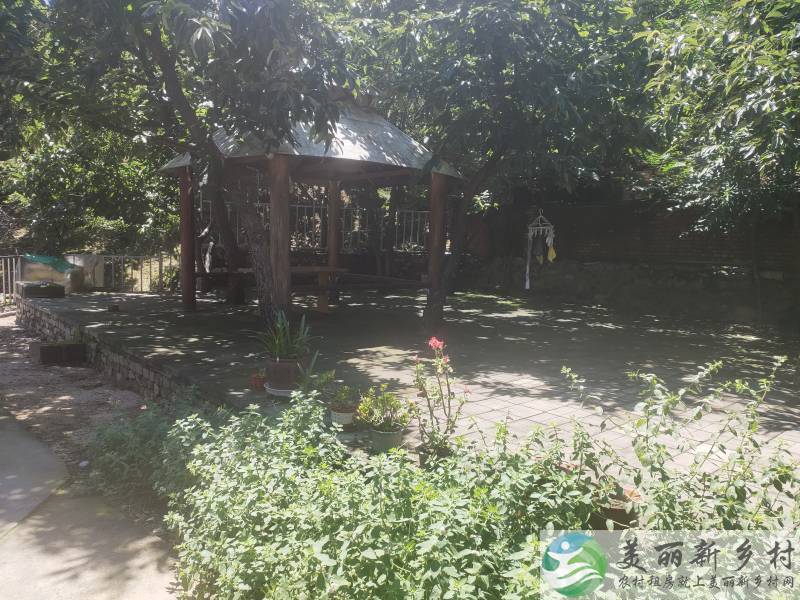 怀柔区仲英西院靠山临水拎包入住整院出租