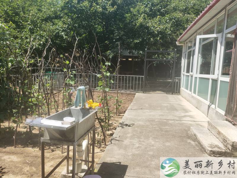 怀柔区仲英西院靠山临水拎包入住整院出租