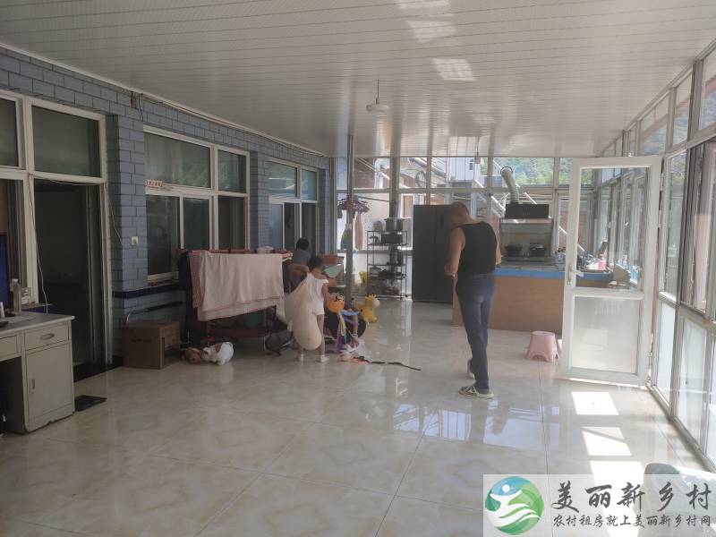 怀柔区仲英西院靠山临水拎包入住整院出租