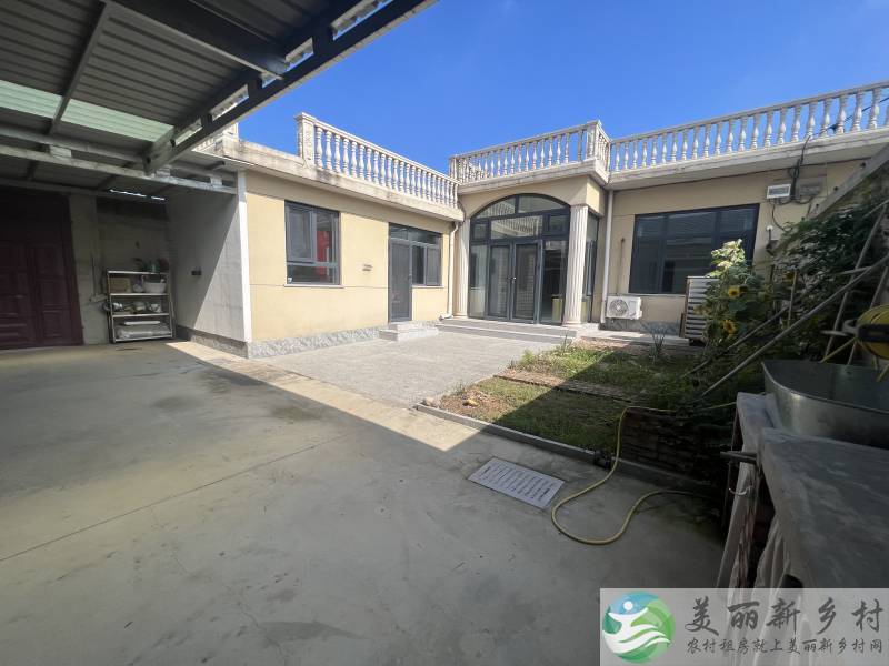 南彩四室俩卫，车能进院，独立电卡