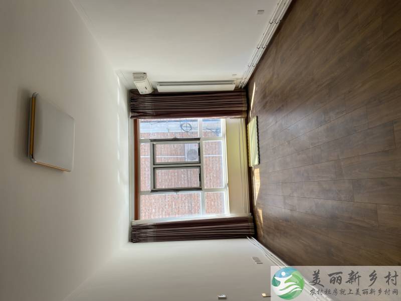 独院出租位于潮白河畔二层小楼带屋顶花园和车库，适合办公、会所、居住休闲